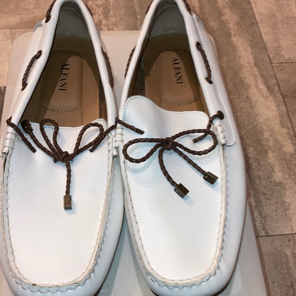 Men’s Shoes - Picture 1 of 4